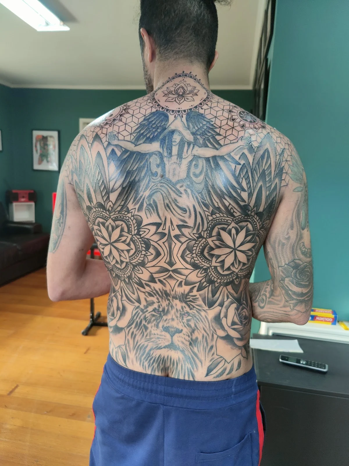 BOB TATTOO