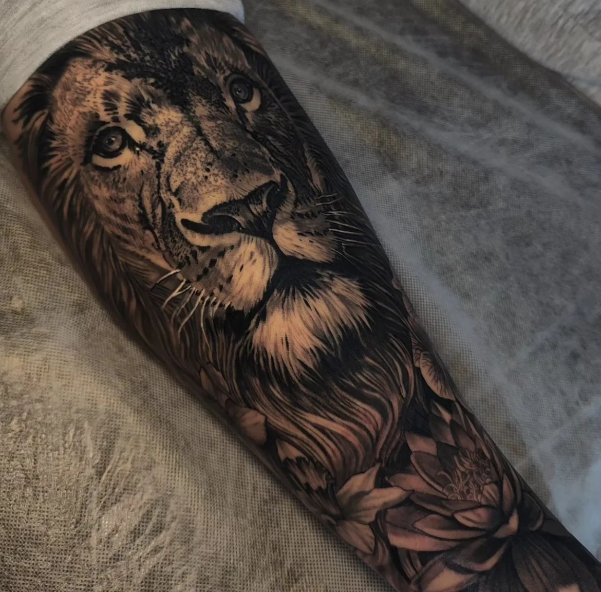 Ink Crown tattoo studio
