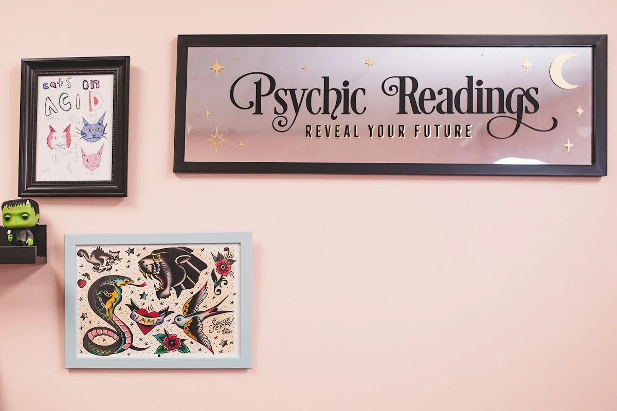 Lovesick Tattoo Studio - 4